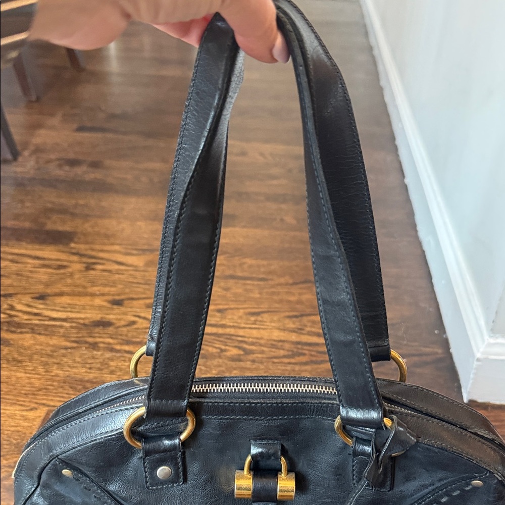Yves Saint Laurent Muse Shoulder Tote Black Leather Bag - Picture 4 of 15